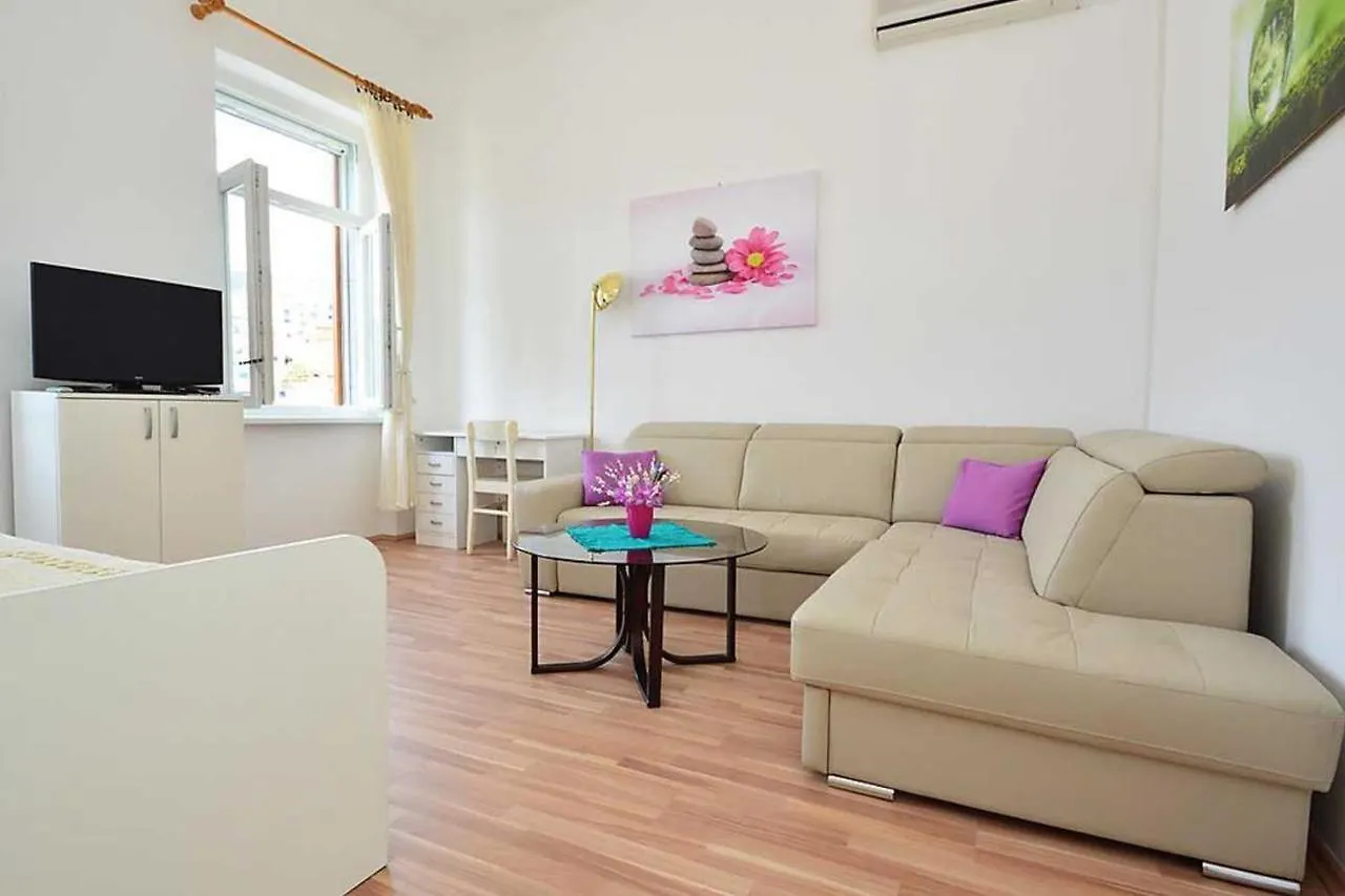 Comfort Apartment Rajan In Rabac 0*,