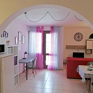 Suzie Q - Intermezzo With Sea View Apartment